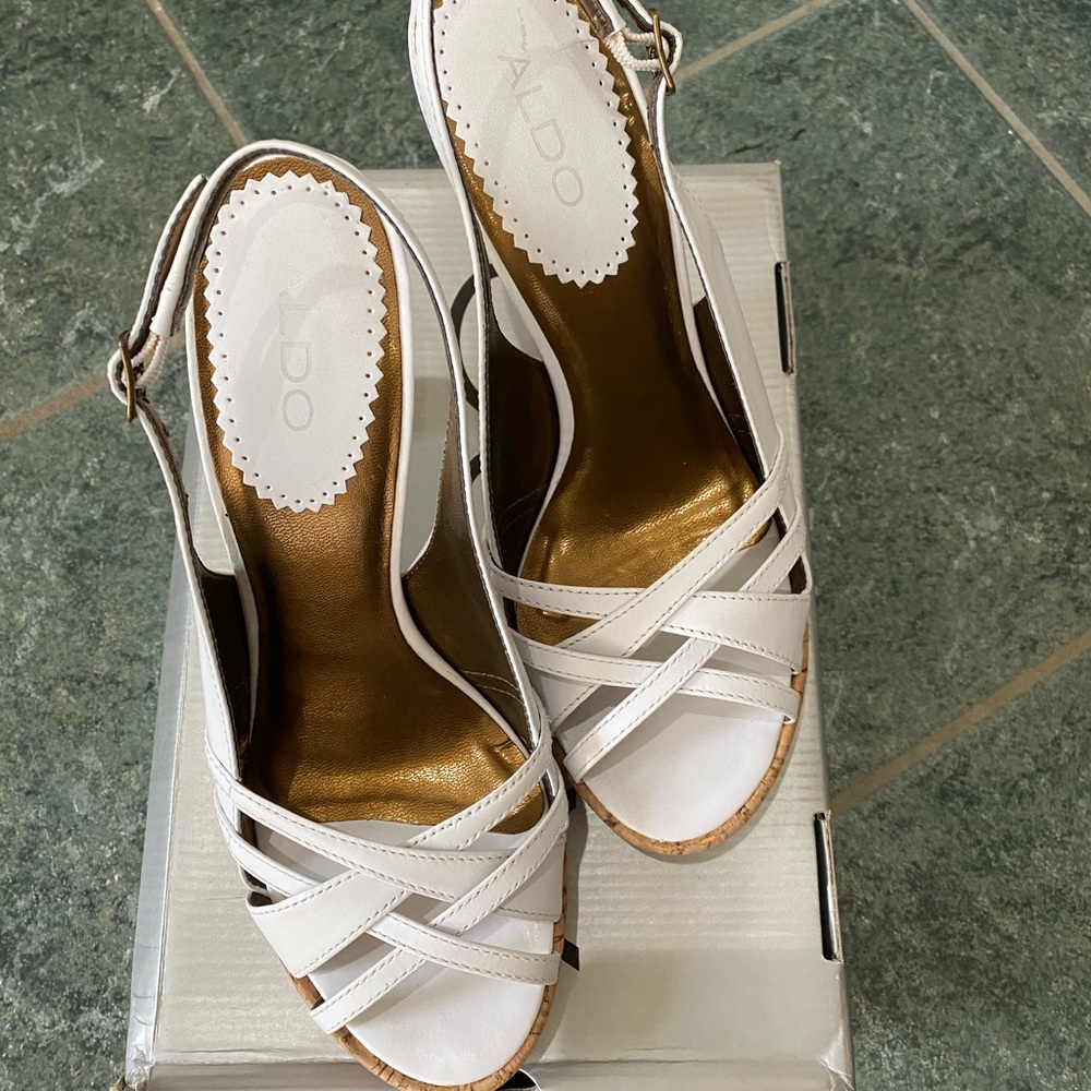 Aldo’s woman sandals - Size 8.5